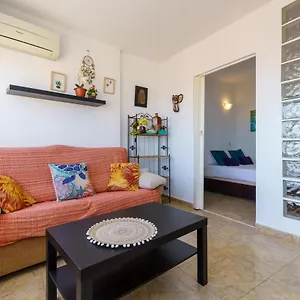  Apartamento Ct 185 - Six Colors